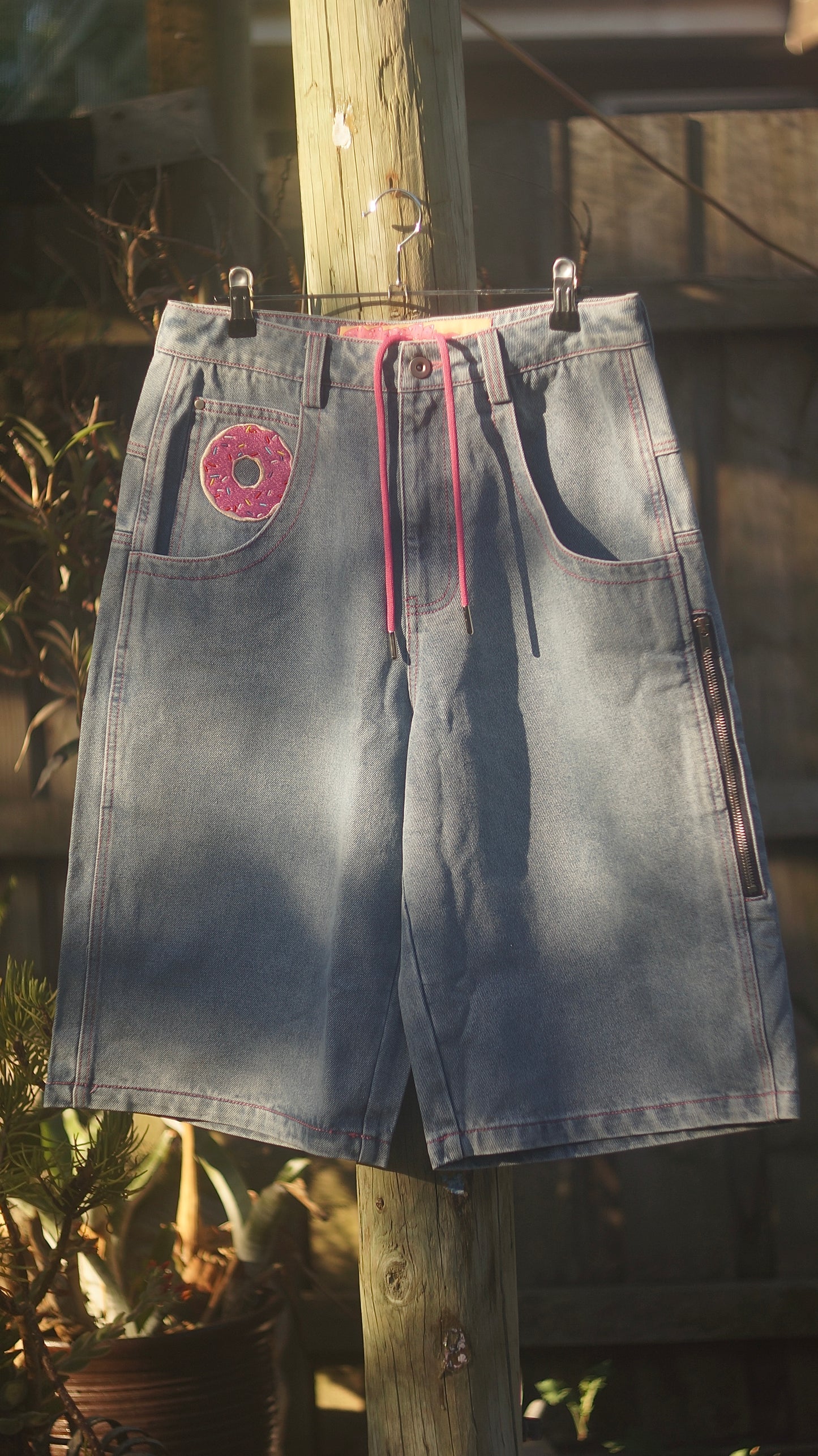 Donut sample shorts